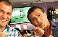 किन 'जिउँदै छु' भने स्टेलोनले ?